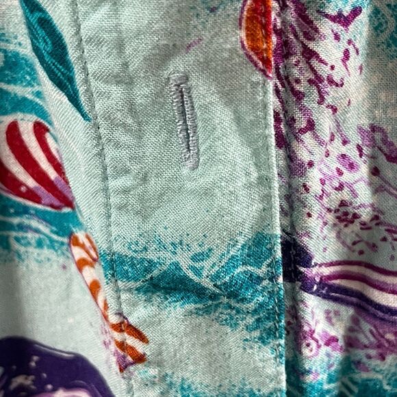 Guess by Georges Marciano Hawaiian Shirt Dolphins Ocean Size 4 Womens - Picture 6 of 10
